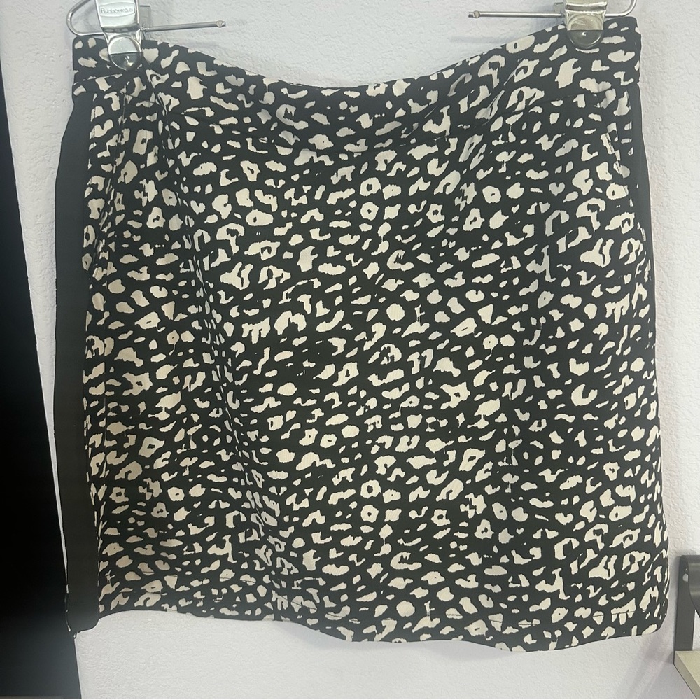 🔥 3 FOR $25 SALE 🔥 Leopard Print Black and White Skort